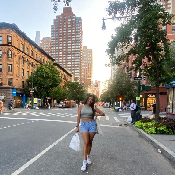 ✨💕LIVE SHARE SHOW💕✨ - Picture 2 of 5